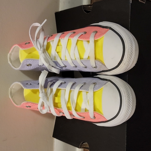 High top Converse, Size 3C, Pastel Colors - Picture 1 of 5